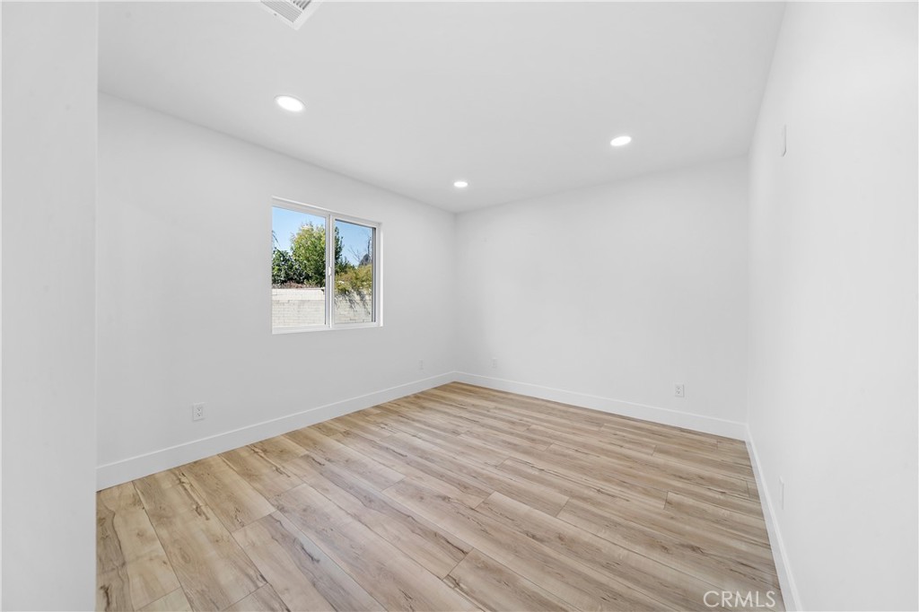 651 N Workman Street Property Photo 40