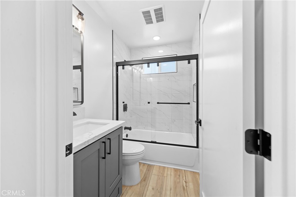 651 N Workman Street Property Photo 40