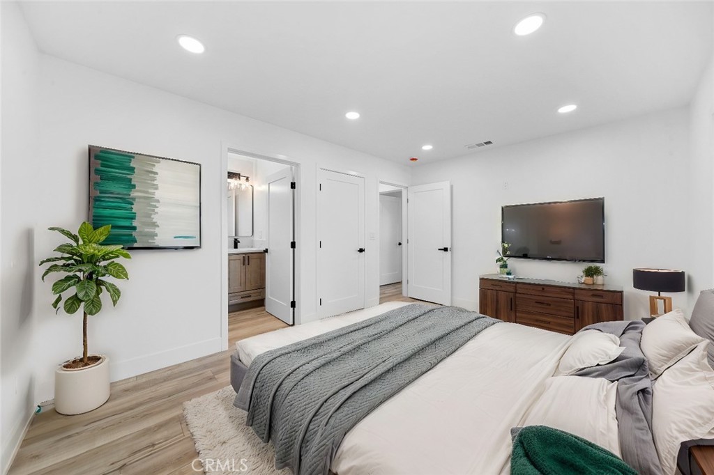651 N Workman Street Property Photo 42