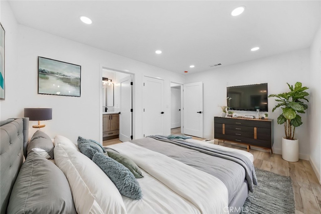651 N Workman Street Property Photo 43