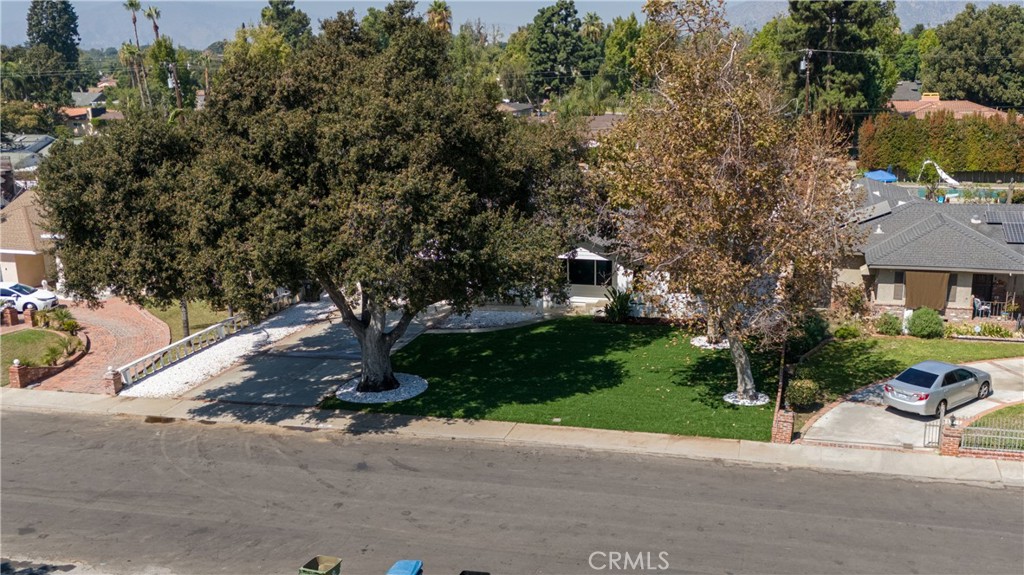 651 N Workman Street Property Photo 45