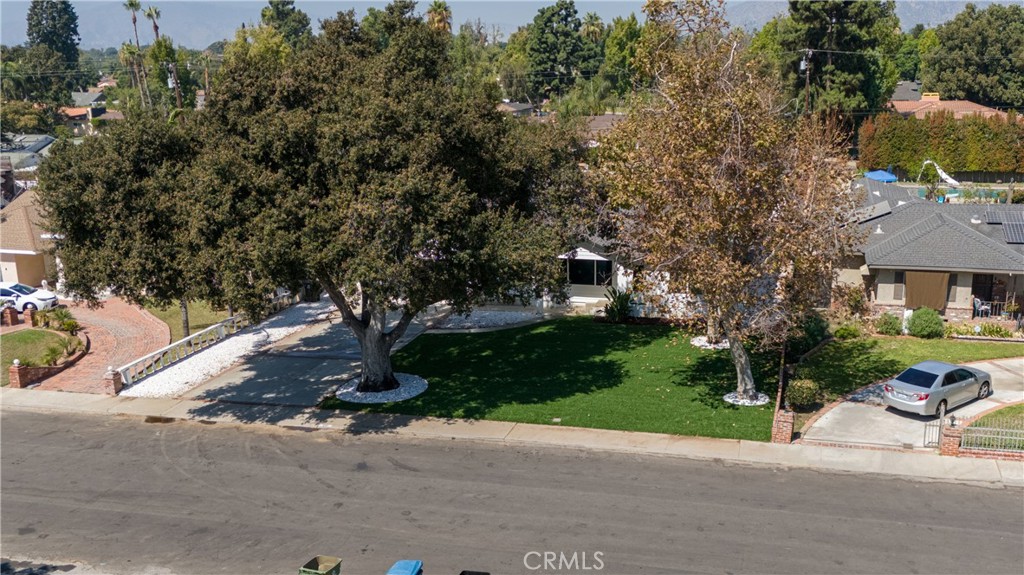 651 N Workman Street Property Photo 46
