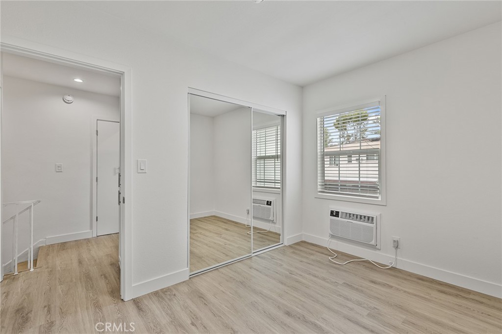 5339 1/2 Bellingham Property Photo 11