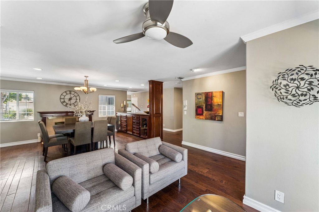 8519 Winnetka Avenue Property Photo 10