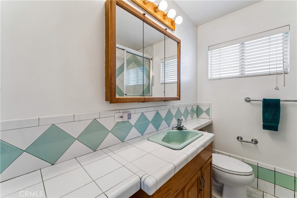 8519 Winnetka Avenue Property Photo 30