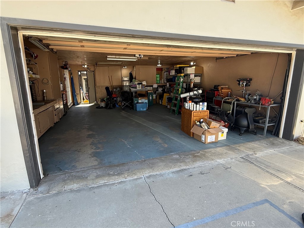 8519 Winnetka Avenue Property Photo 35