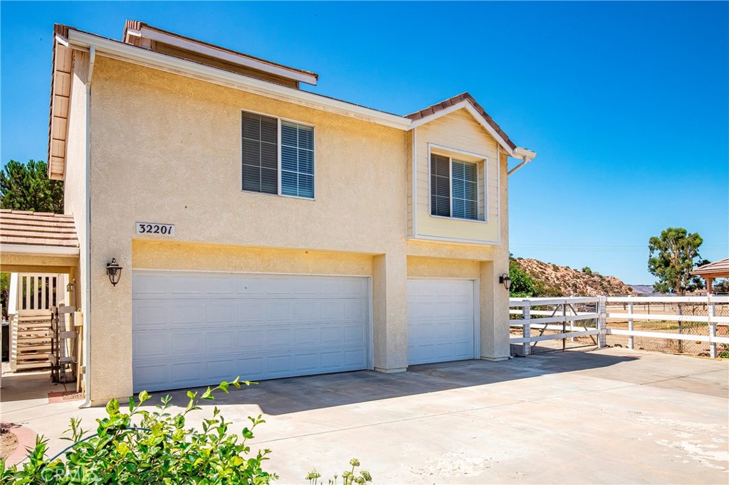 32201 Joaquin Property Photo 5
