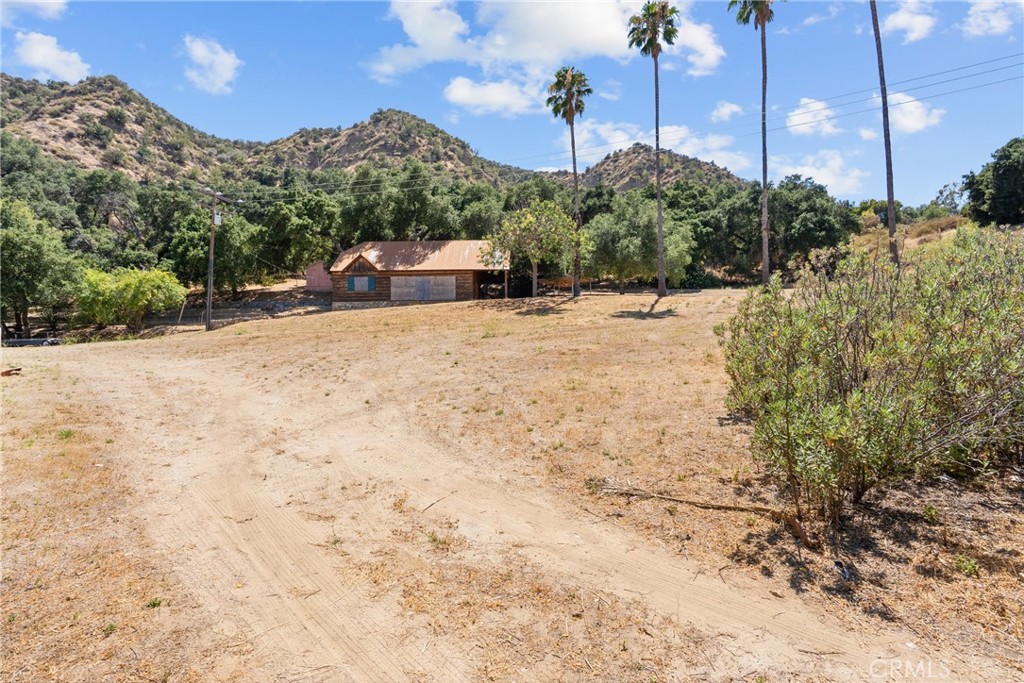 27772 Parker Rd Property Photo 11