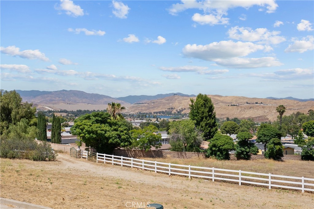 27772 Parker Rd Property Photo 22