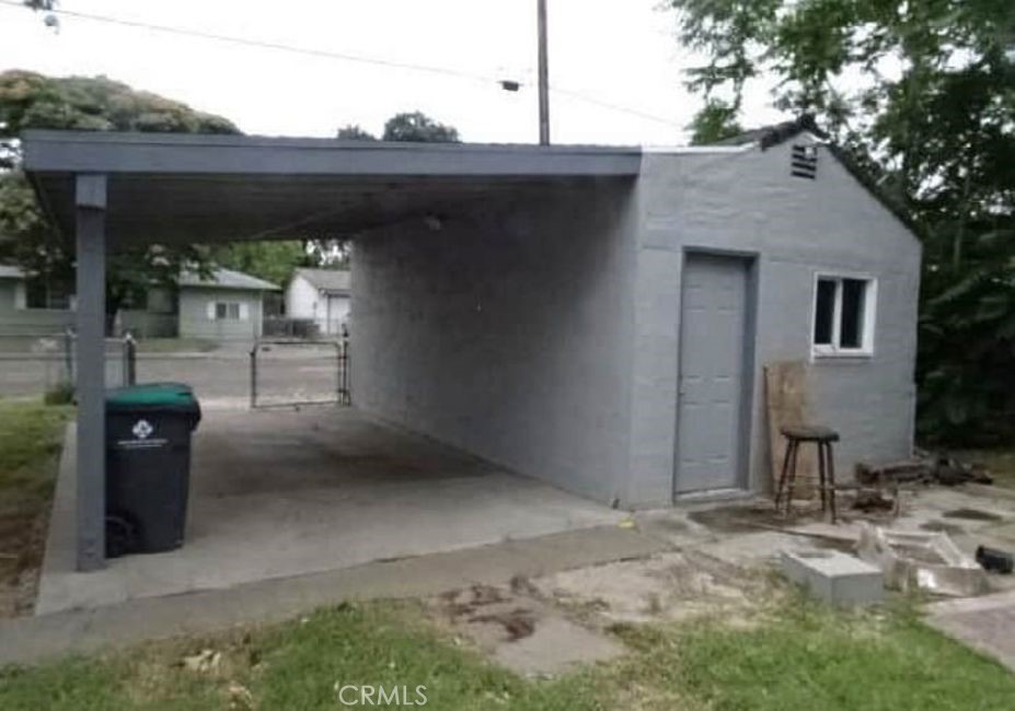 420 Griffin Property Photo 3