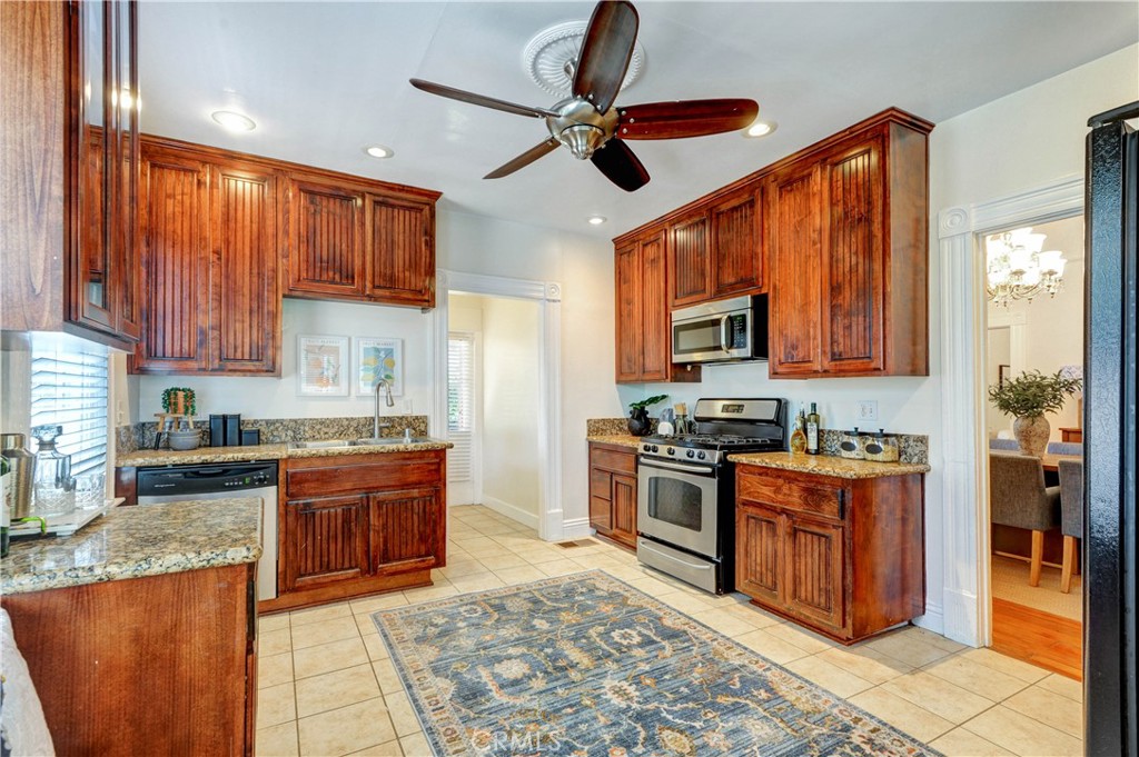 703 Manzanita Property Photo 15
