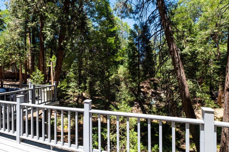 29054 Alder Ter Property Photo 3