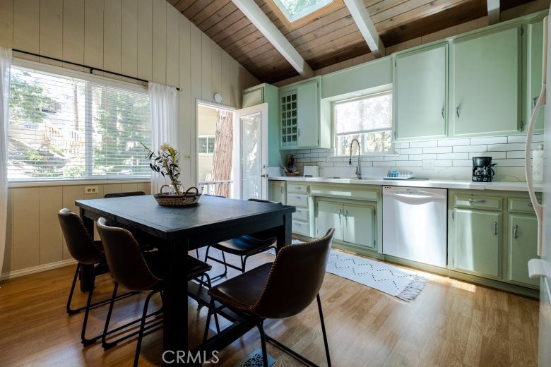 29054 Alder Ter Property Photo 8