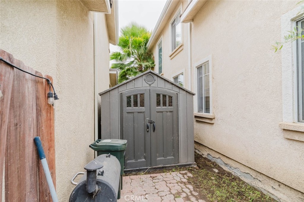 27631 Iris Place Property Photo 29