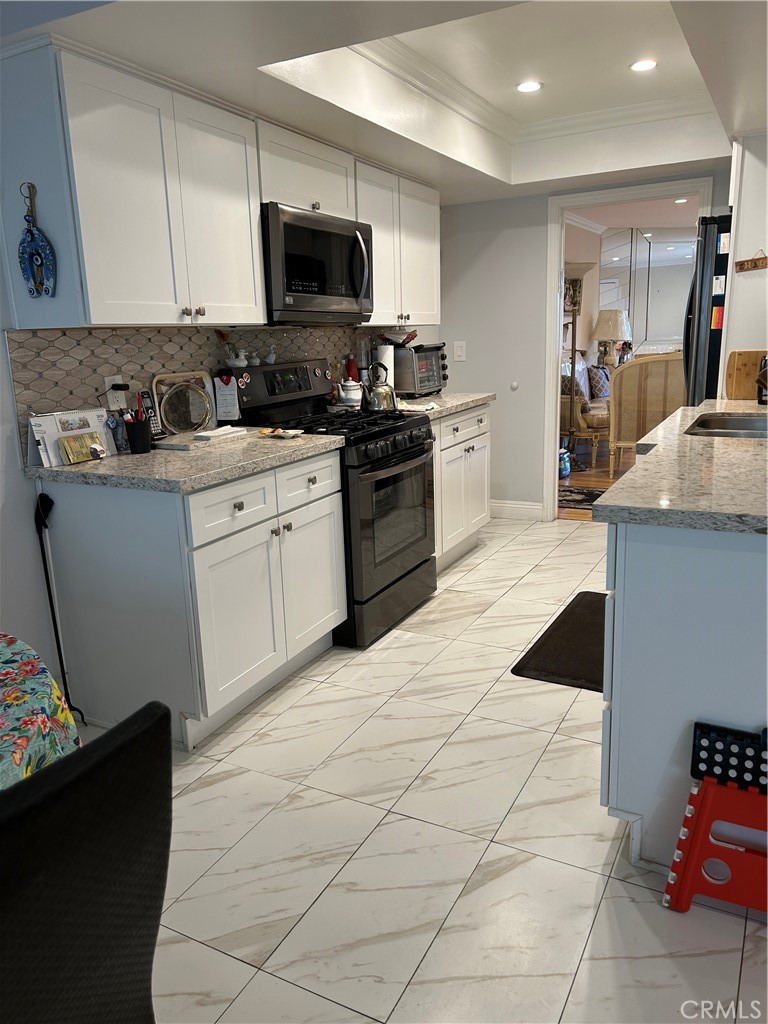 5315 Yarmouth Property Photo 4