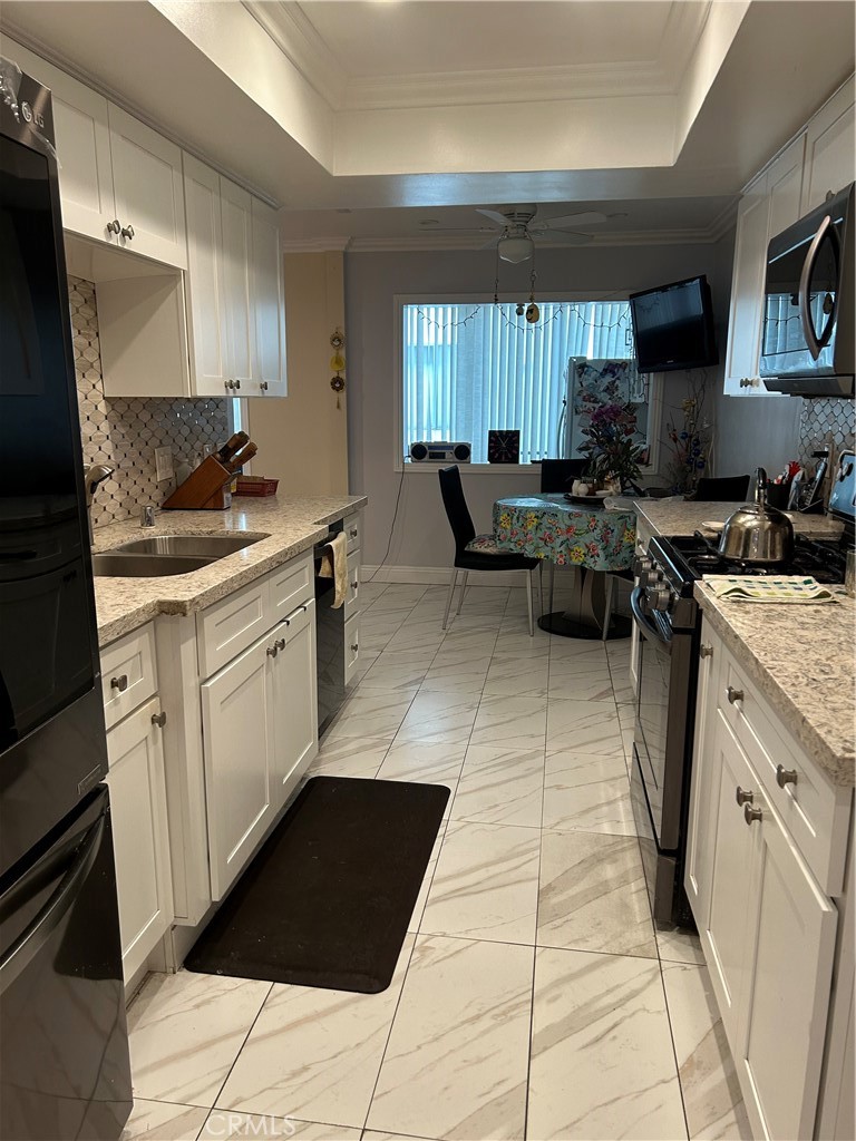 5315 Yarmouth Property Photo 6