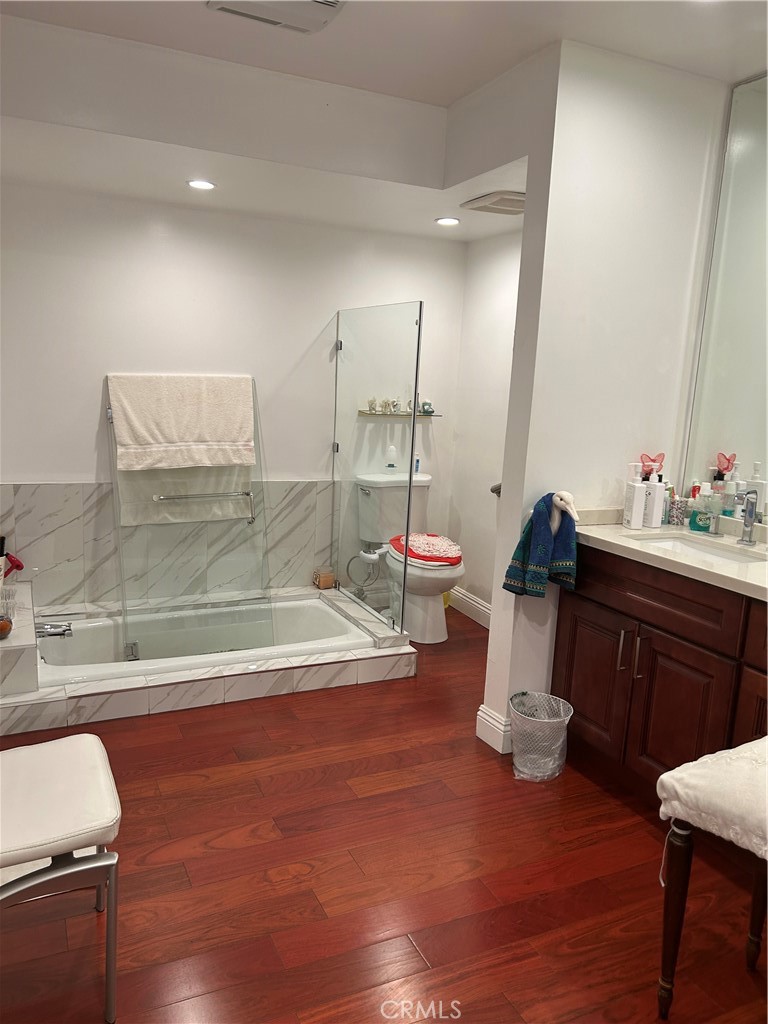5315 Yarmouth Property Photo 10