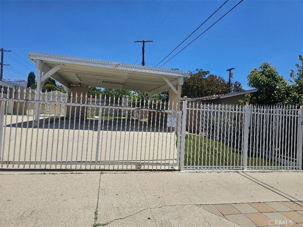 13084 Vaughn Property Photo 2