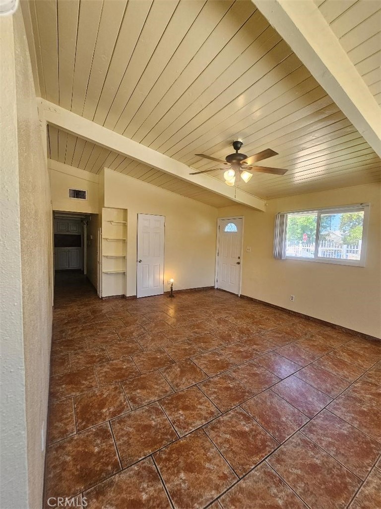 13084 Vaughn Property Photo 12
