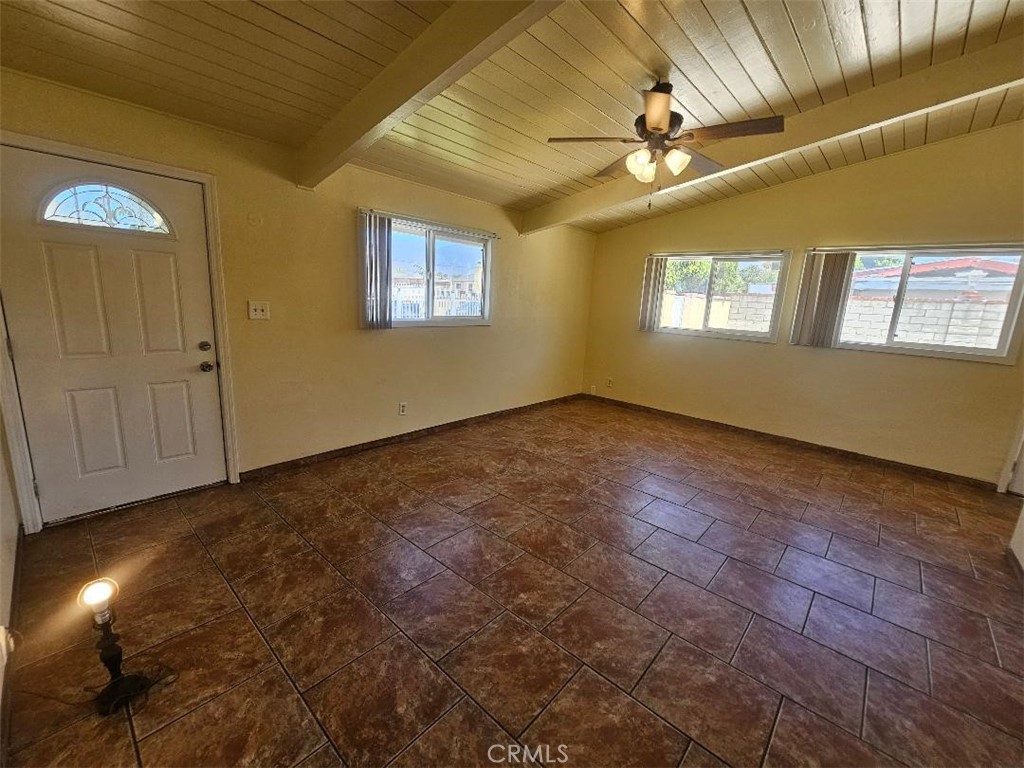 13084 Vaughn Property Photo 13