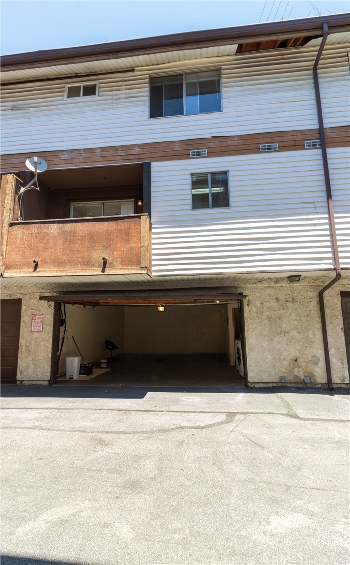 7115 Etiwanda 2 Property Photo 20