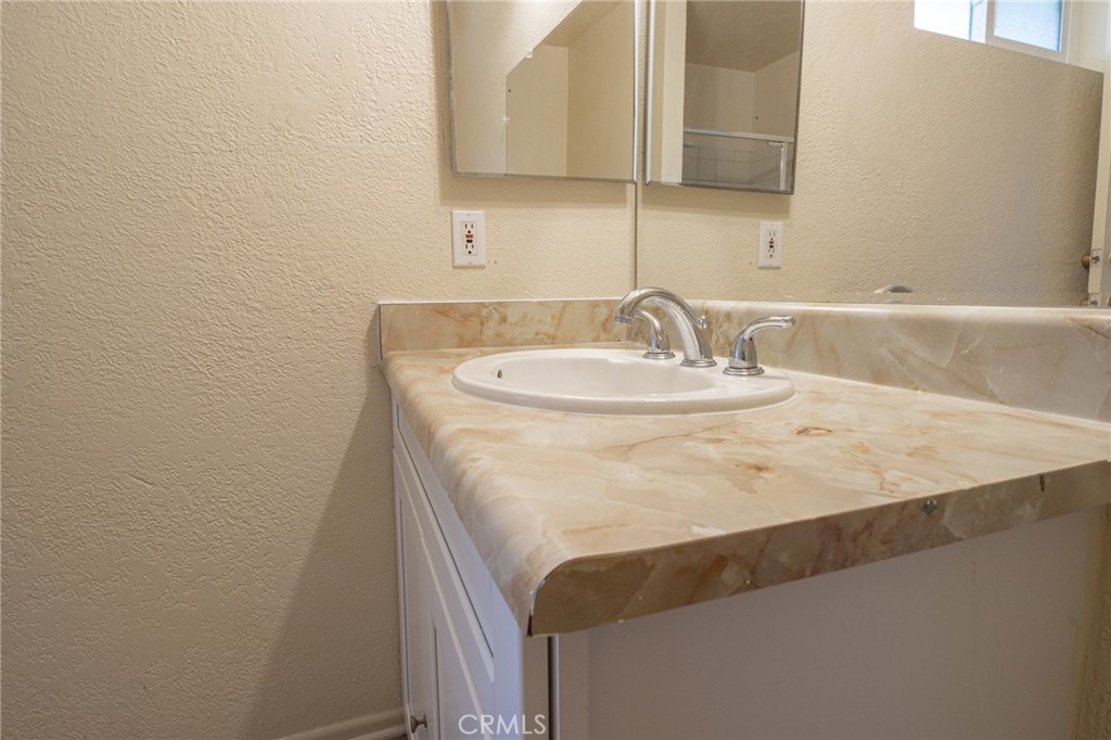 7115 Etiwanda 2 Property Photo 34