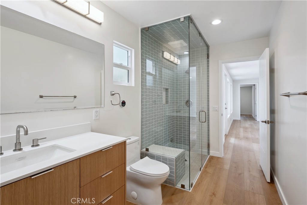4920 Island View St Property Photo 12