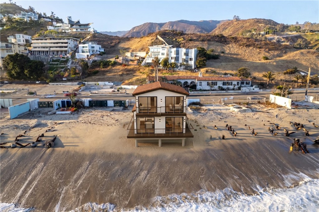 21332 Pacific Coast Highway Property Photo 5