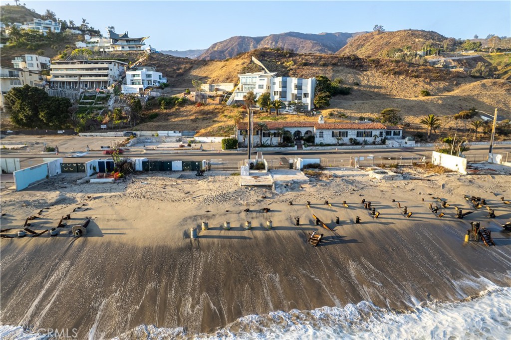 21332 Pacific Coast Highway Property Photo 6