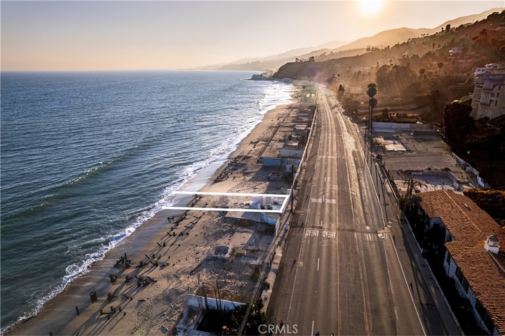 21332 Pacific Coast Highway Property Photo 14