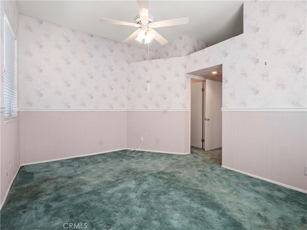 24528 Mcbean Parkway 30 Property Photo 18