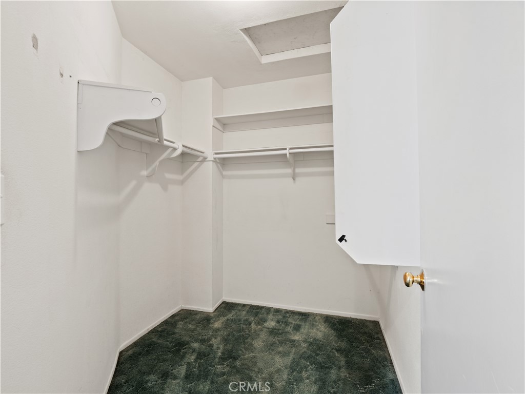 24528 Mcbean Parkway 30 Property Photo 19