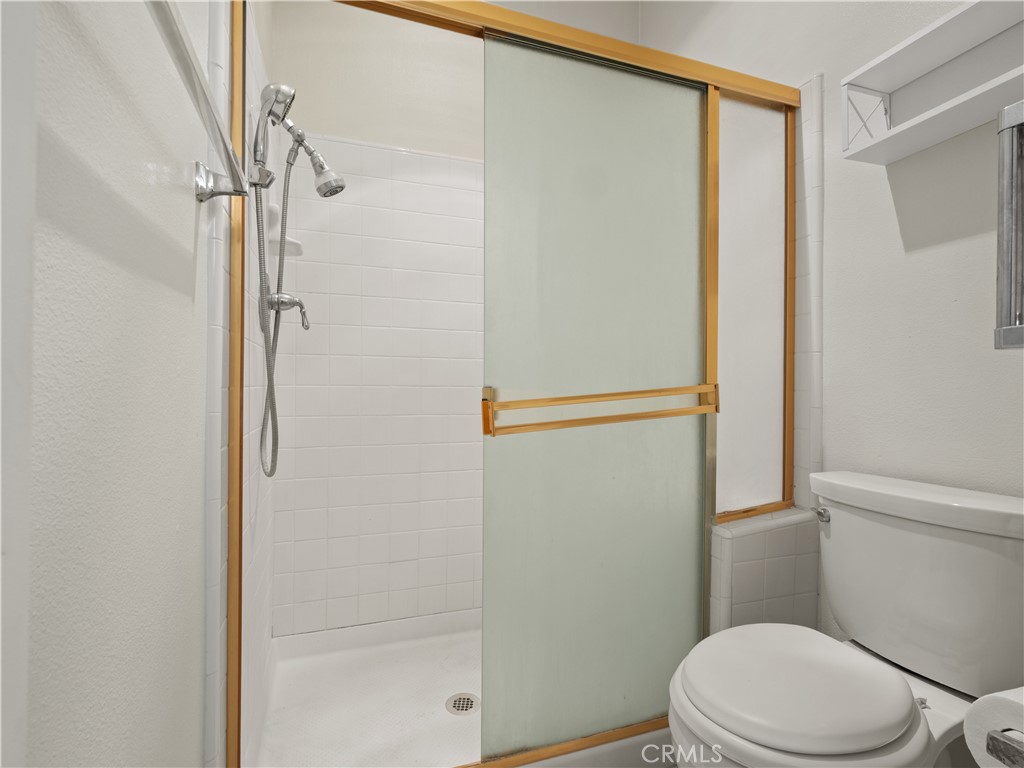 24528 Mcbean Parkway 30 Property Photo 21