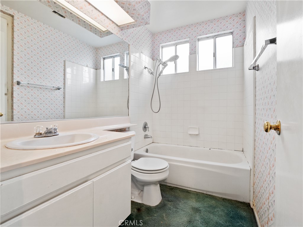 24528 Mcbean Parkway 30 Property Photo 25