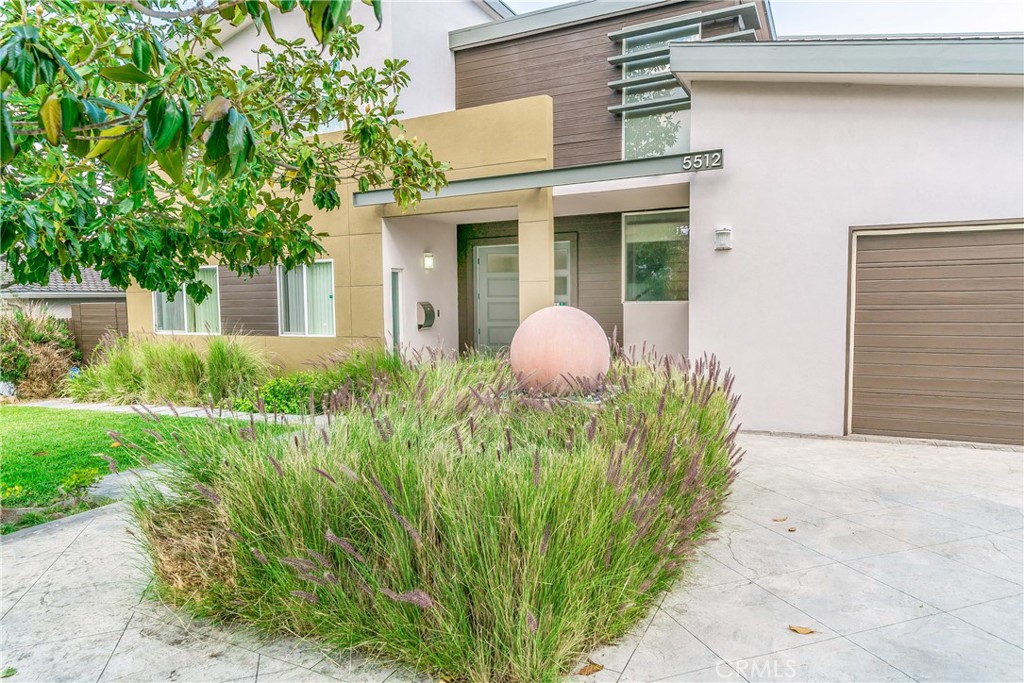 5512 Leghorn Property Photo 11