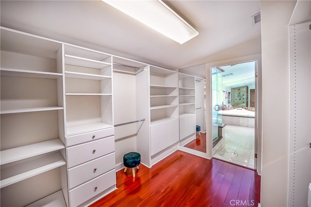 5512 Leghorn Property Photo 19