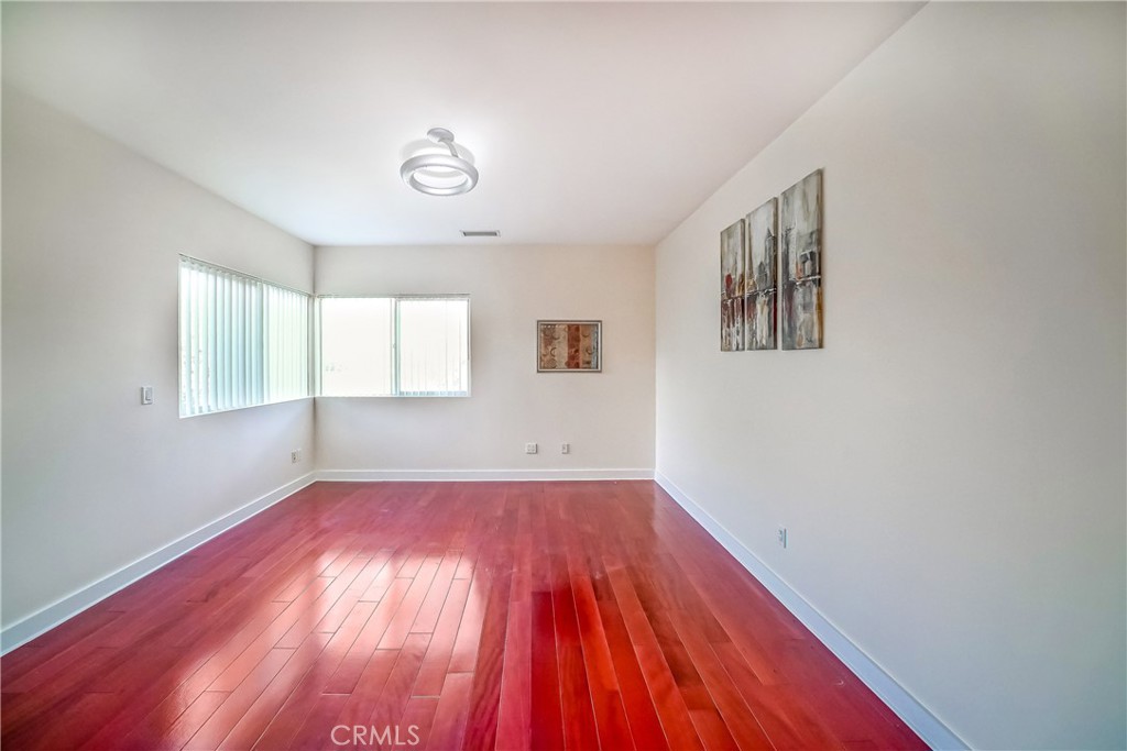 5512 Leghorn Property Photo 24