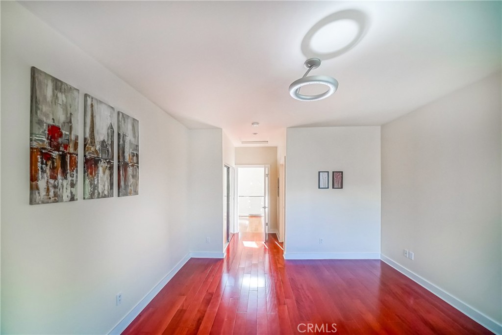 5512 Leghorn Property Photo 28
