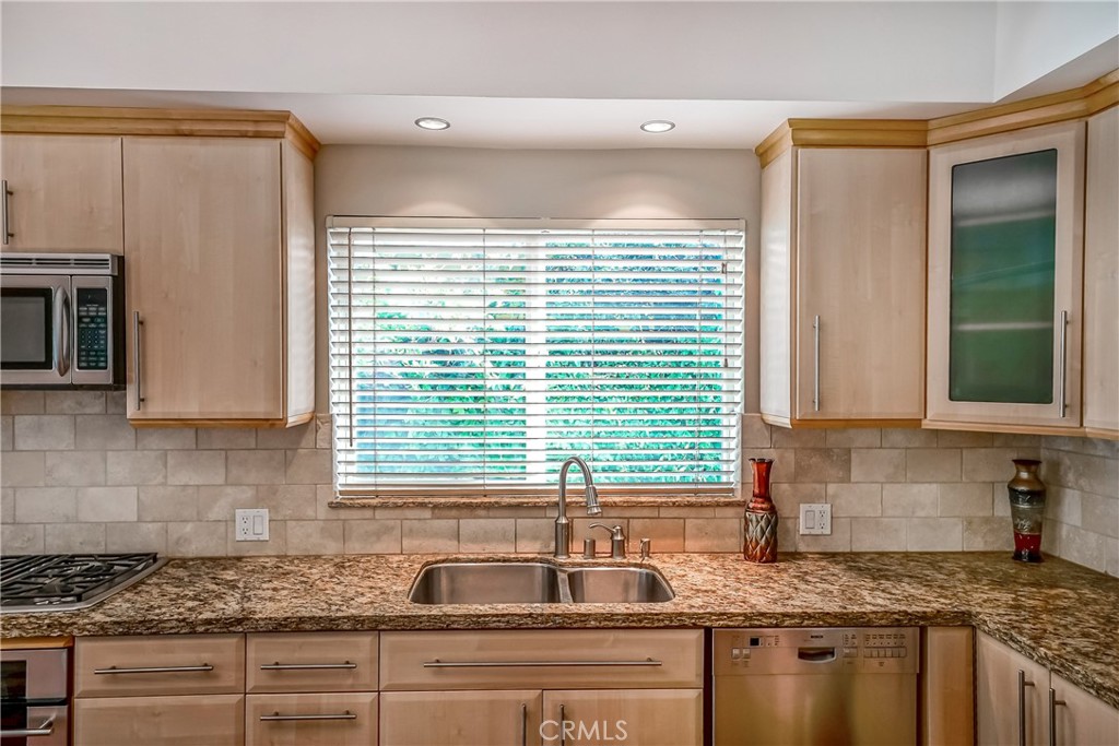 5512 Leghorn Property Photo 45