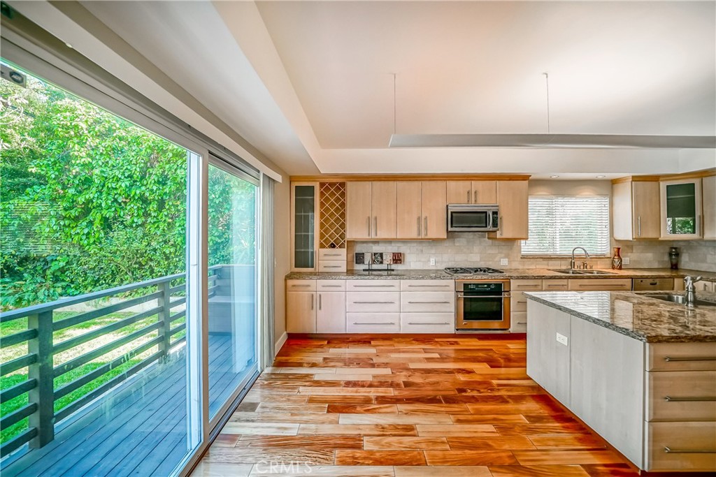 5512 Leghorn Property Photo 48