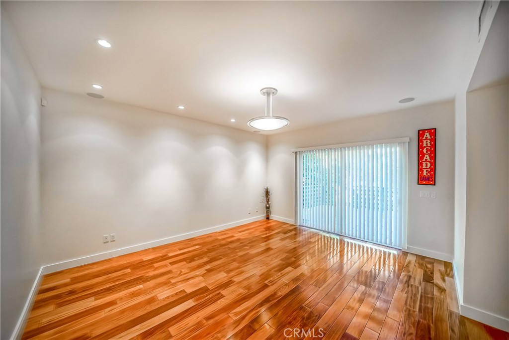 5512 Leghorn Property Photo 54