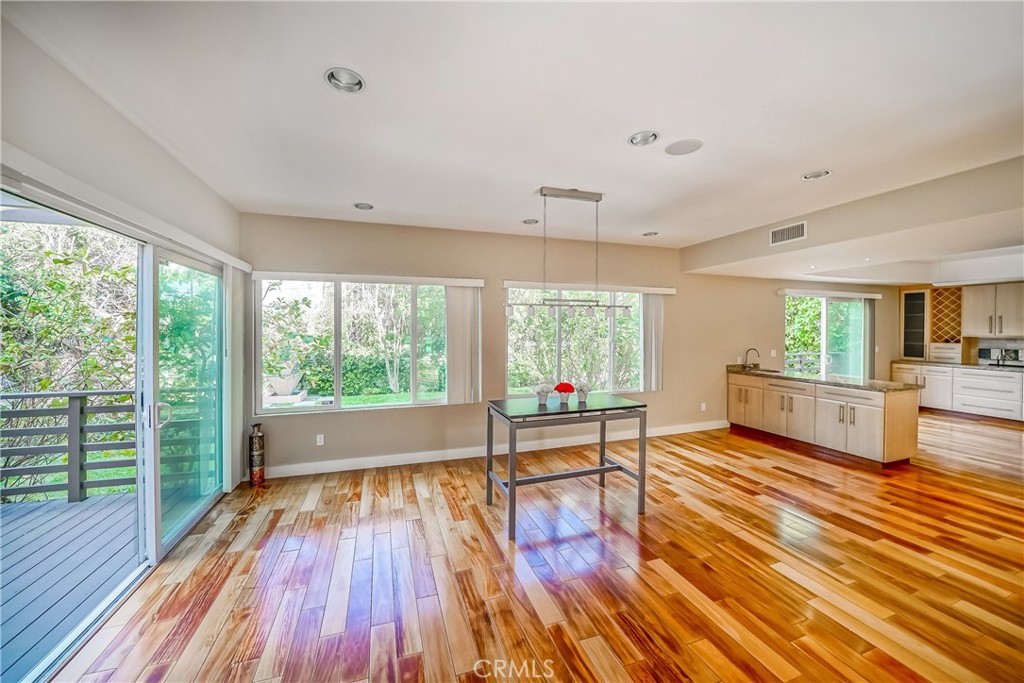 5512 Leghorn Property Photo 58