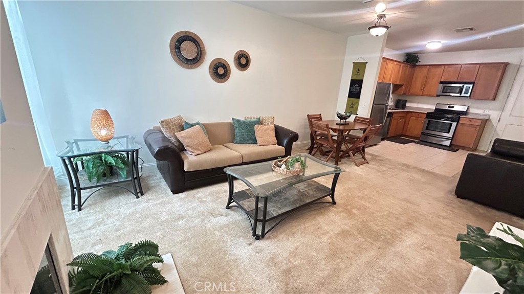 6938 Laurel Canyon 108 Property Photo 7