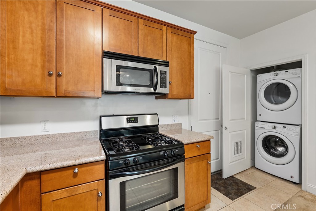 6938 Laurel Canyon 108 Property Photo 14
