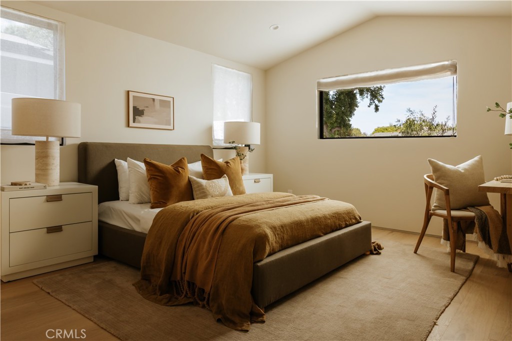 5267 Ventura Canyon Avenue Property Photo 17
