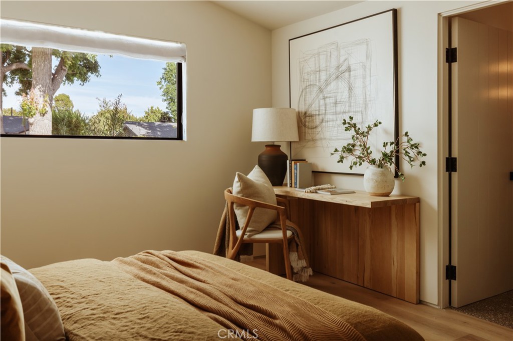 5267 Ventura Canyon Avenue Property Photo 18
