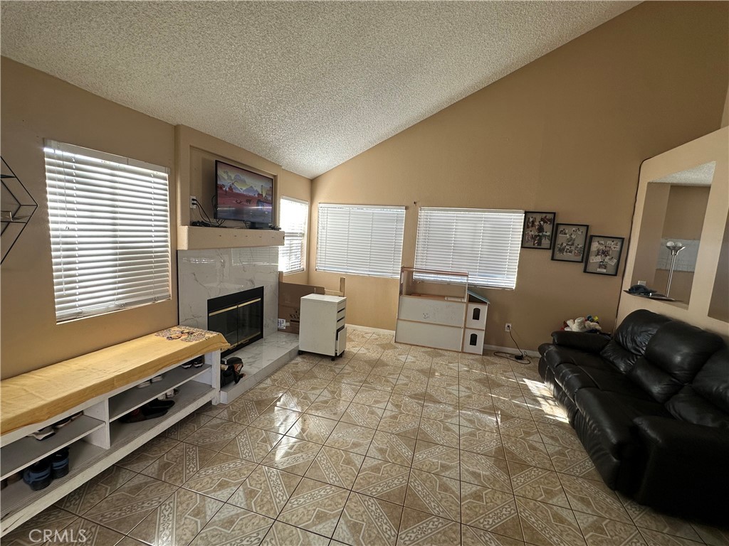 5147 Moonraker Property Photo 2