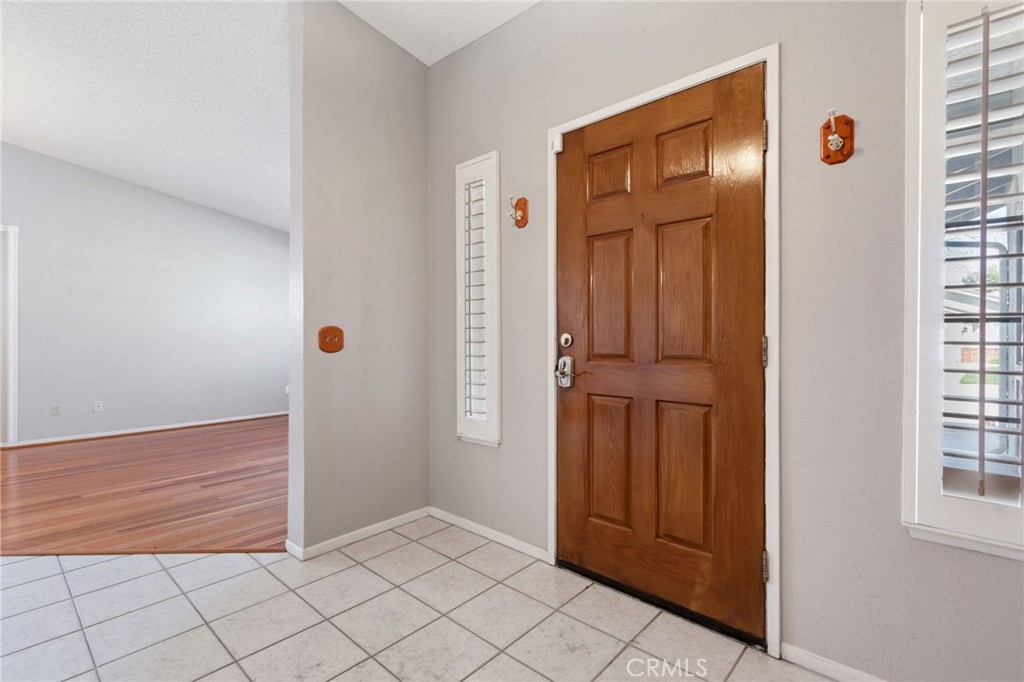 42307 61st St W Property Photo 5