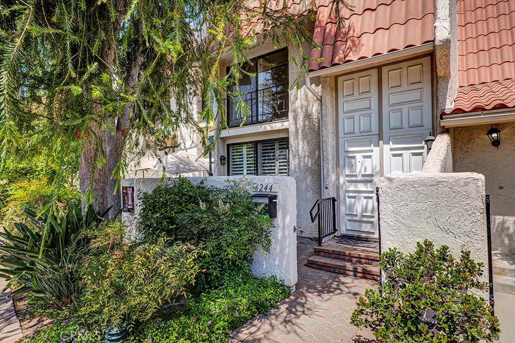 6244 Shoup Avenue Property Photo 1