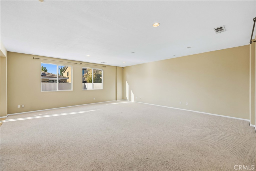 3103 Louise Property Photo 11